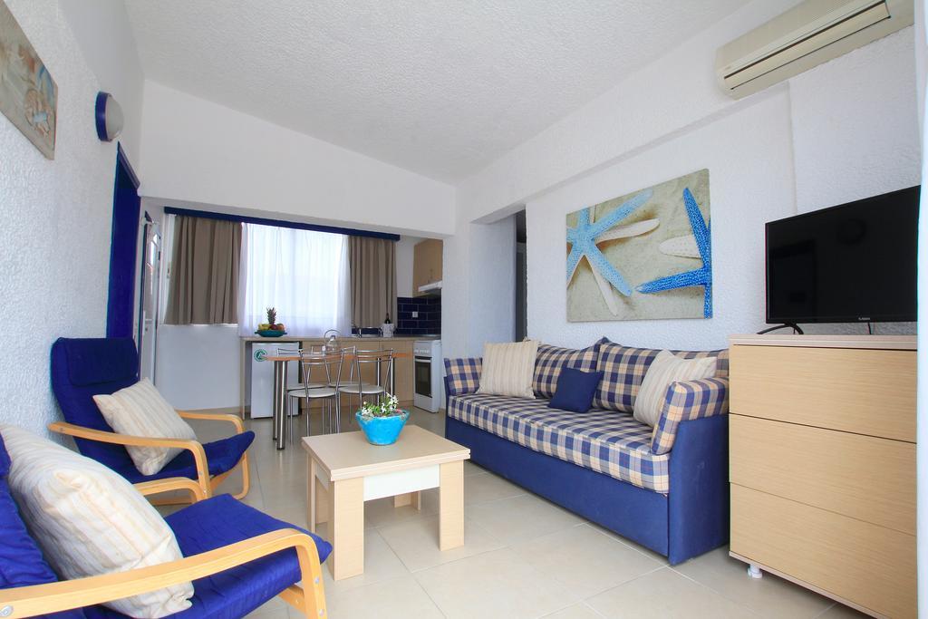 Hotel de apartamente Christiana Gennadi